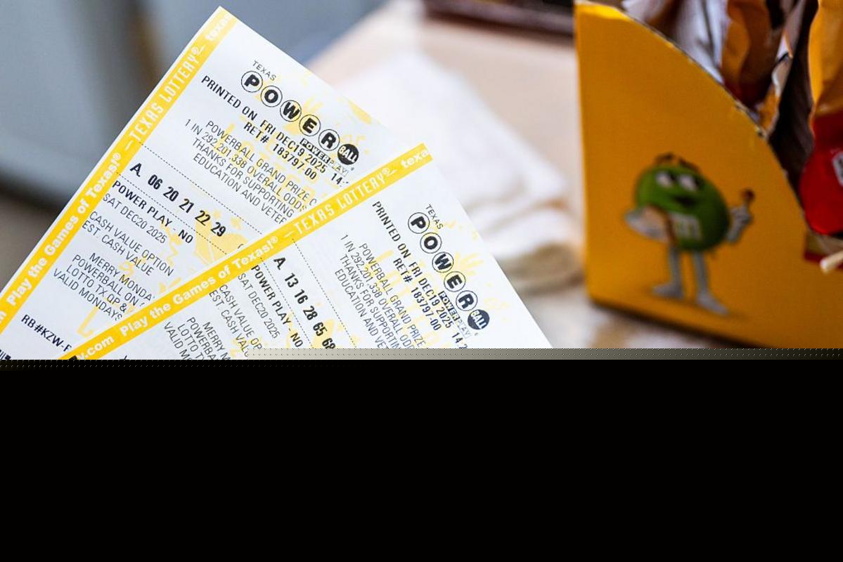 Powerball Jackpot Soars to $975 Million: What Winners Get