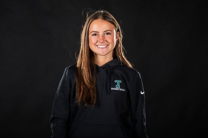 Trinity girls basketball overcomes deficit in second half, clips Boiling Springs