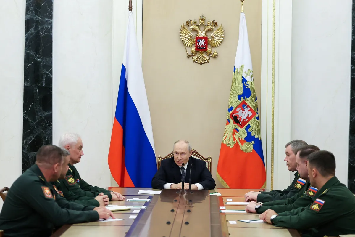 Putin reorganizuje Vrhovnu komandu, imenovao načelnika službe za dronove