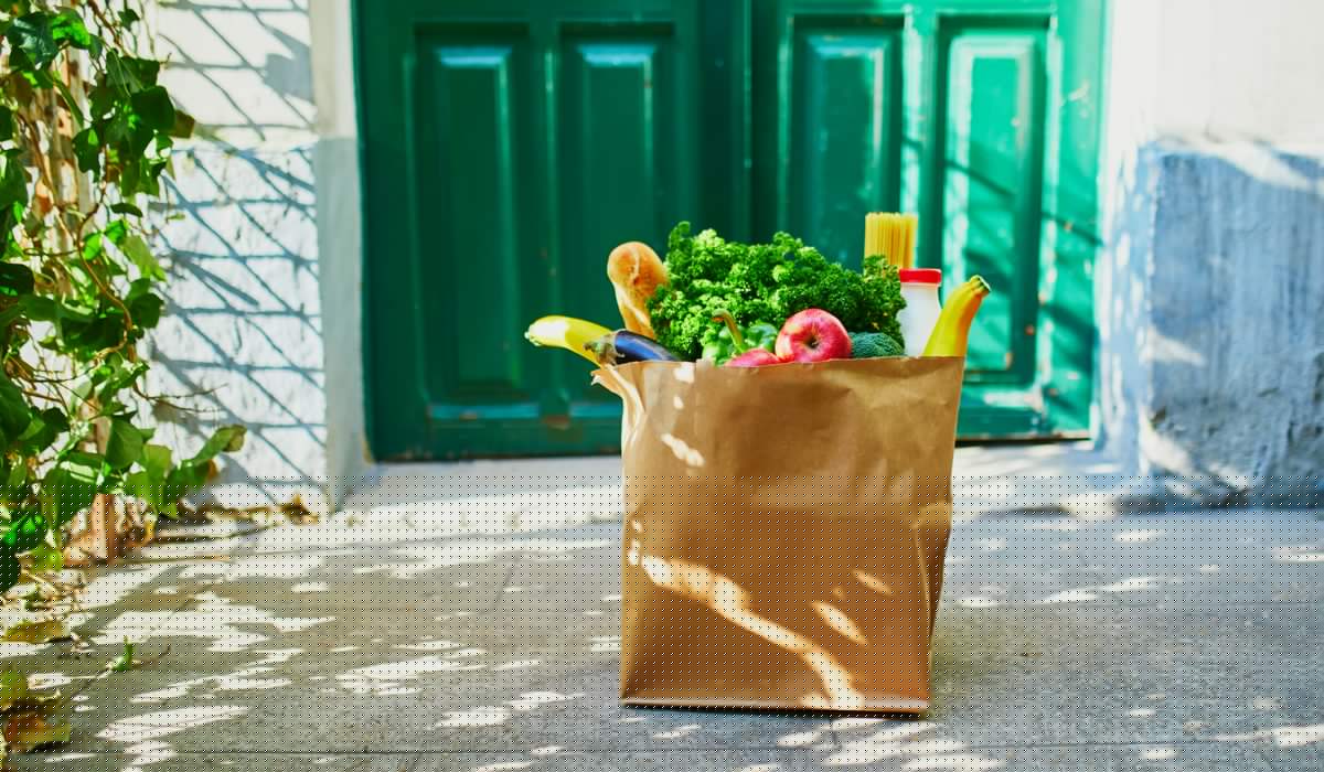 Grocers Drop Online Markups to Turn Delivery Into a Habit