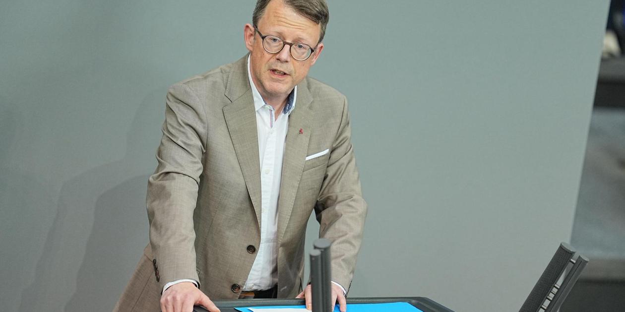 Linke kritisiert geplante Reform der Geheimdienste