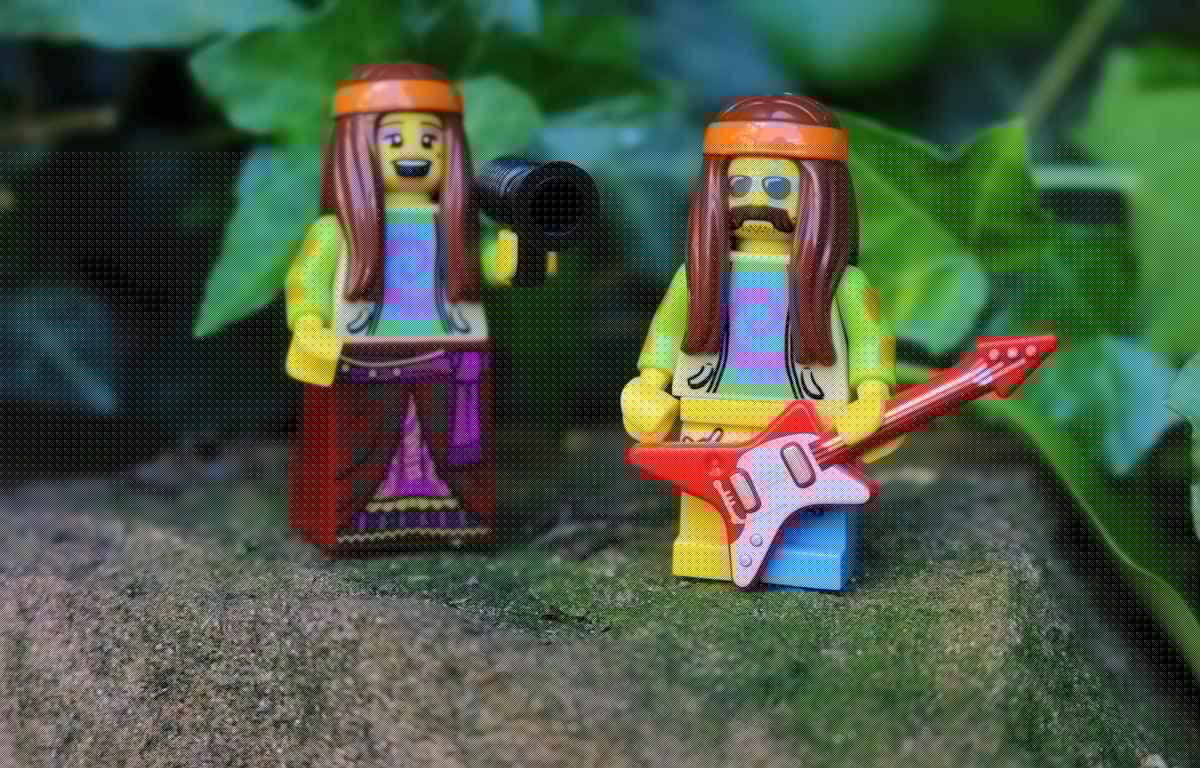 Smell Like A Hippie To Keep Mosquitoes Away