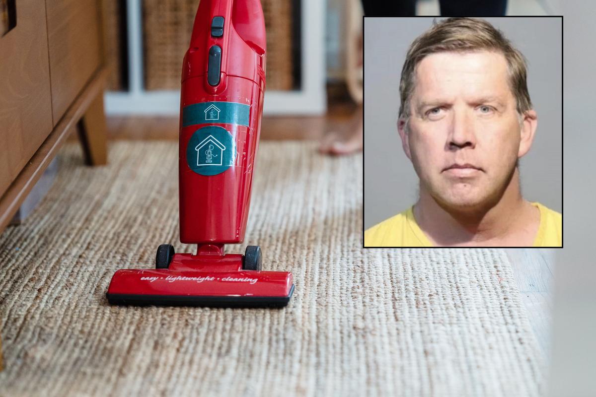 Florida Man Arrested After Public Love Making With Vacuum