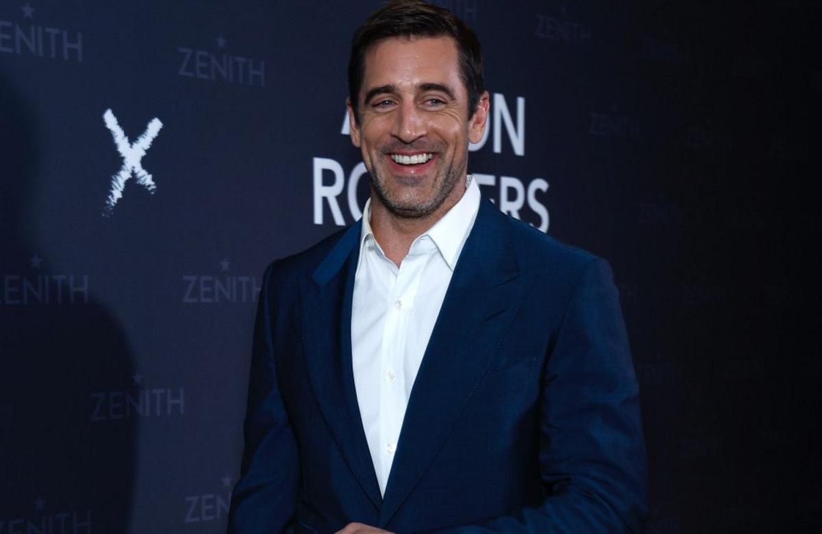 Aaron Rodgers ‘talked to the wife’ before making career call