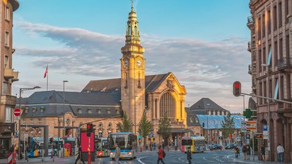 Architectural icon: Baroque abbey or central rail station?