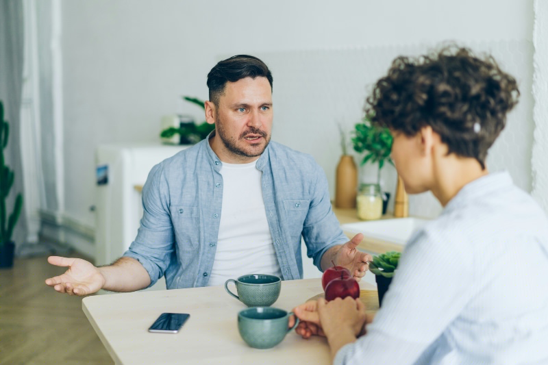 Relationships End 6 Months Before the Breakup — Here’s the Hidden Warning No One Talks About