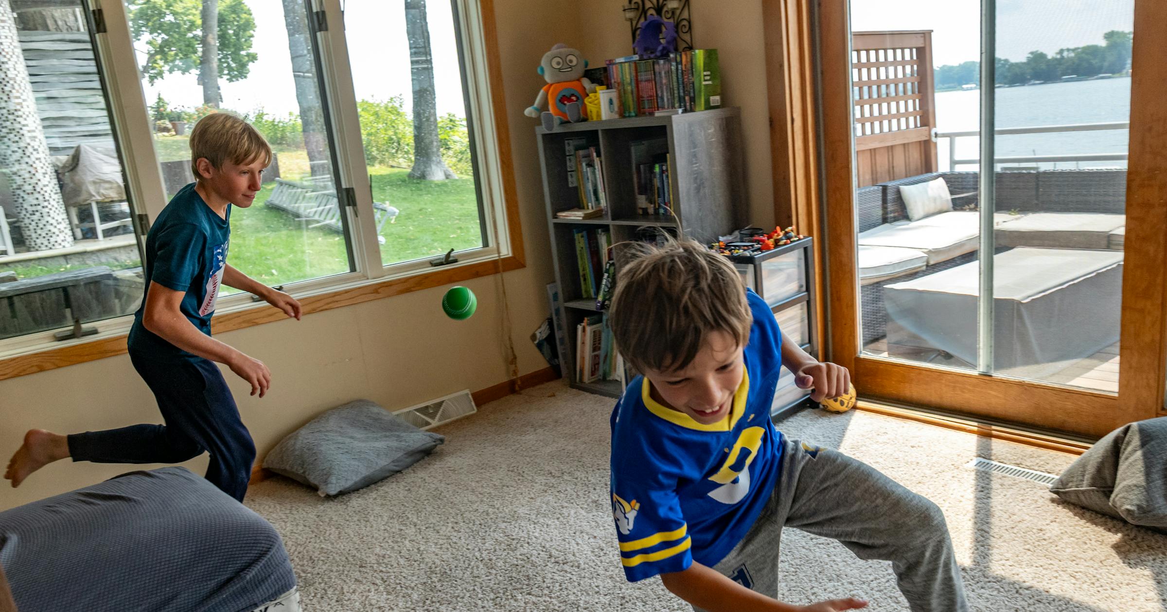 Minnesota schools put screens at the center of learning. Parents say kids are paying the price.