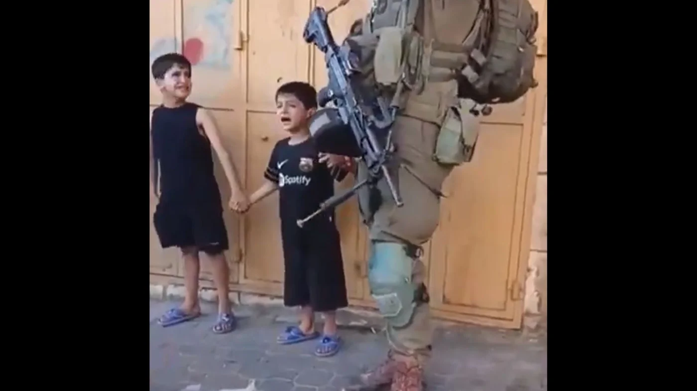 Israel holds two Palestinian children in Hebron on charges of “espionage”