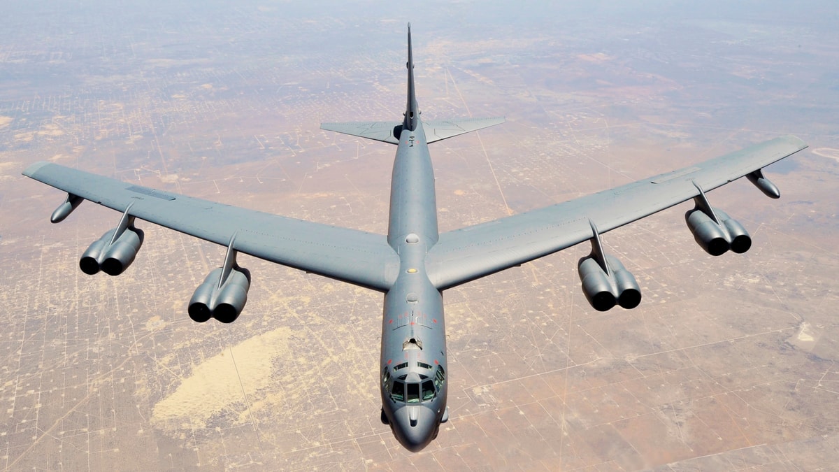 US Deploys B-52 Bomber Refuelers Toward Indian Ocean