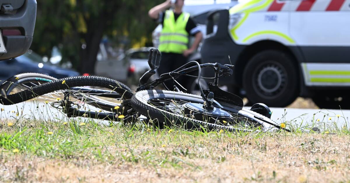Teenager injured after crash involving cyclist and car in Delacombe