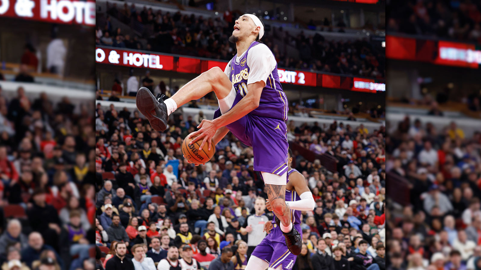 Lakers’ Jaxson Hayes accepts Slam Dunk Contest invite days after Eastbay dunk