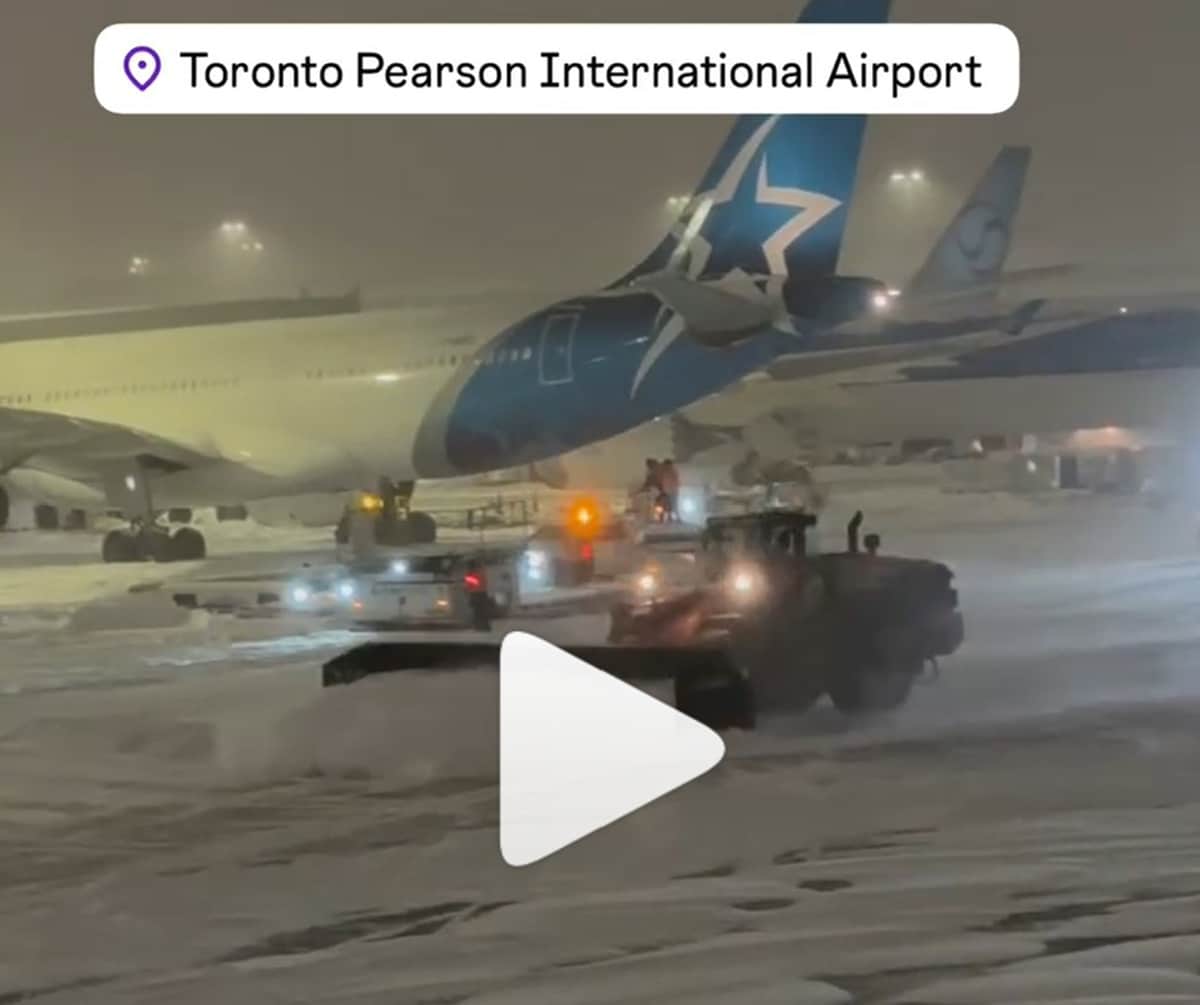 Inside a Pilot’s First Landing at Toronto Pearson During a Historic Snowstorm