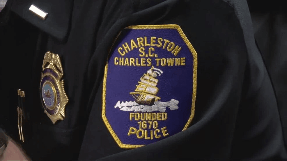 Police close downtown Charleston streets to investigate suspicious package
