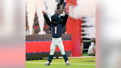 Houston Texans' mascot Toro to be inducted into the mascot Hall of Fame