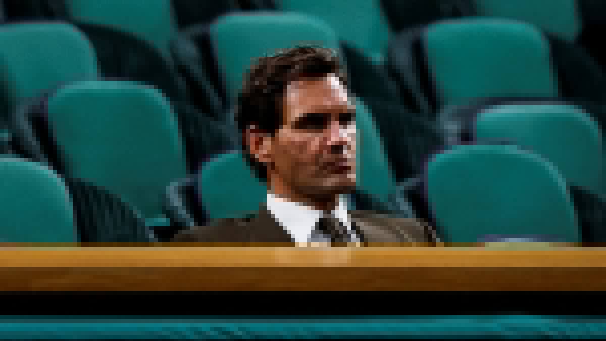 Roger Federer LOSES his billionaire status after share price crash - leaving just eight athletes on list of the world's richest men