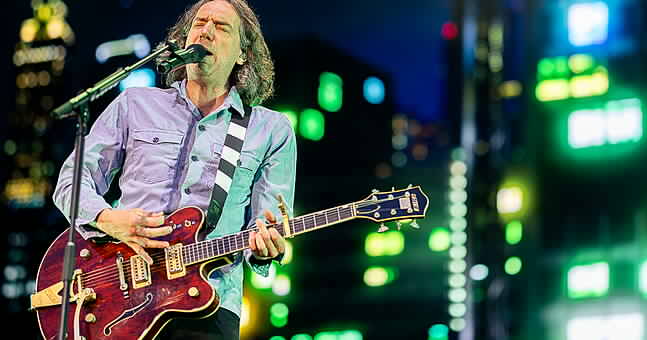 Snow Patrol in UK chart race with Charli XCX