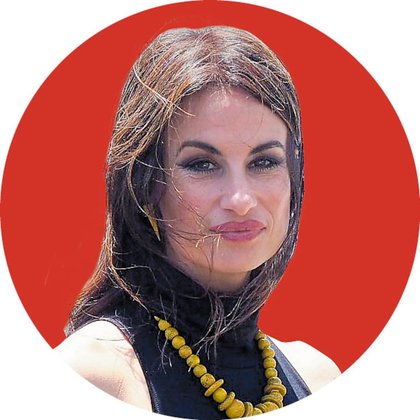 Yolanda Castaño, poeta: “La abnegación, la contención, el sacrificio por el trabajo están sobrevalorados”
