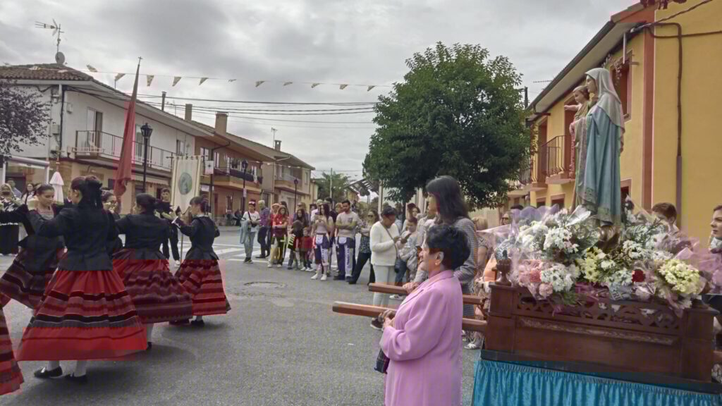 Comienzan las fiestas en honor a la Virgen del Rosario en Palazuelos de Eresma