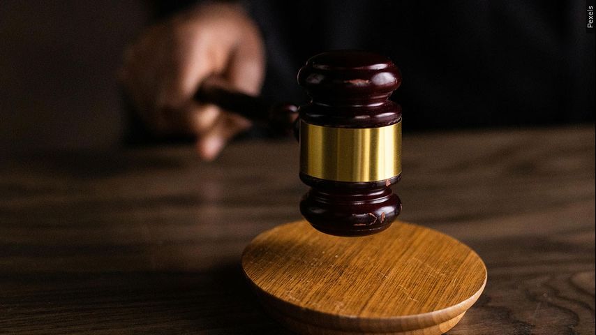 Louisiana woman sentenced to 22 months for stealing from Lafayette, Baton Rouge medical clinics
