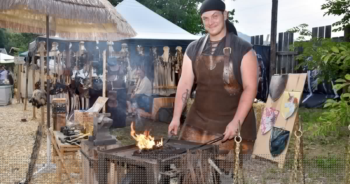 Mit Gauklern & Drachen - Ritterspiele holen das Mittelalter nach Kärnten