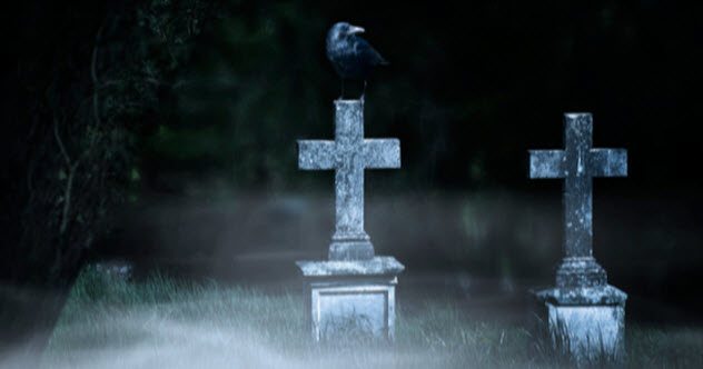 Comment on 10 Places Where Eerie Things Are Said to Happen by 10 skuto?ných miest, na ktorých sa údajne dejú mysteriózne veci