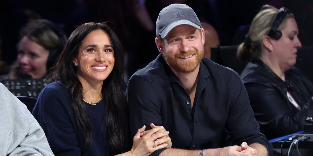 Meghan Markle Keeps Wearing a Mysterious Pear-Shaped Diamond Ring