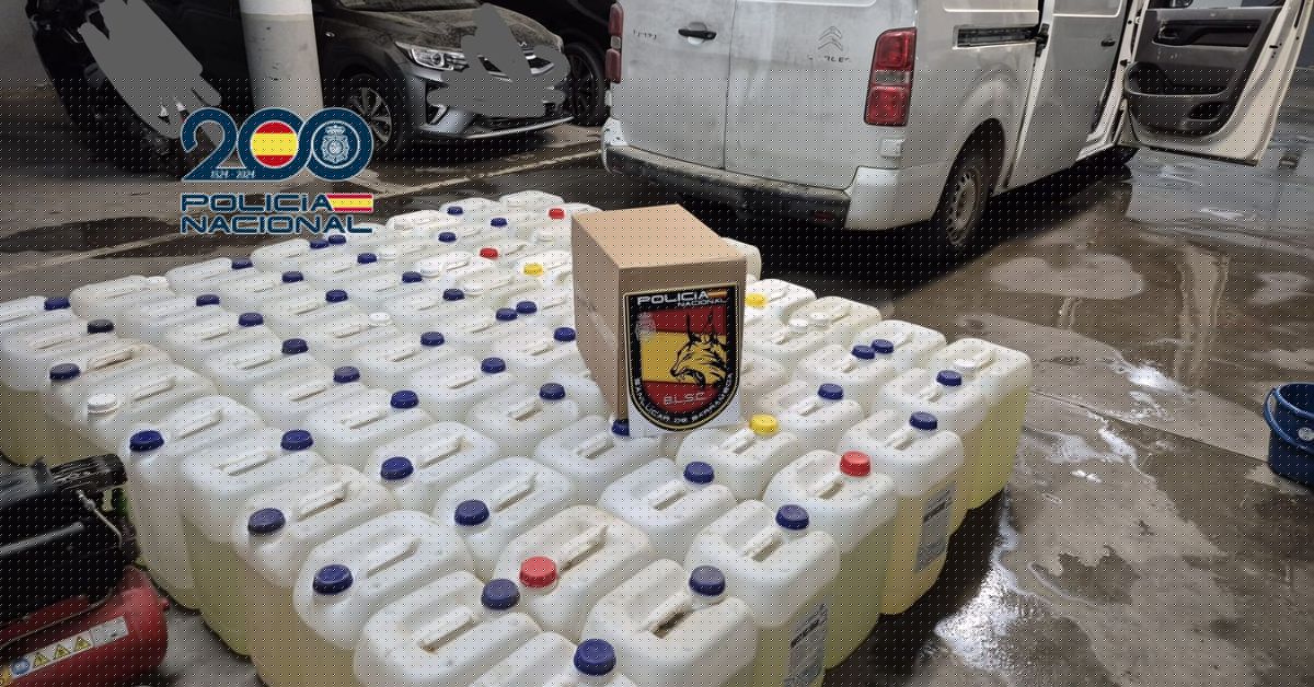 Incautan en Sanlúcar 2.250 litros de combustible destinados al abastecimiento de narcolanchas