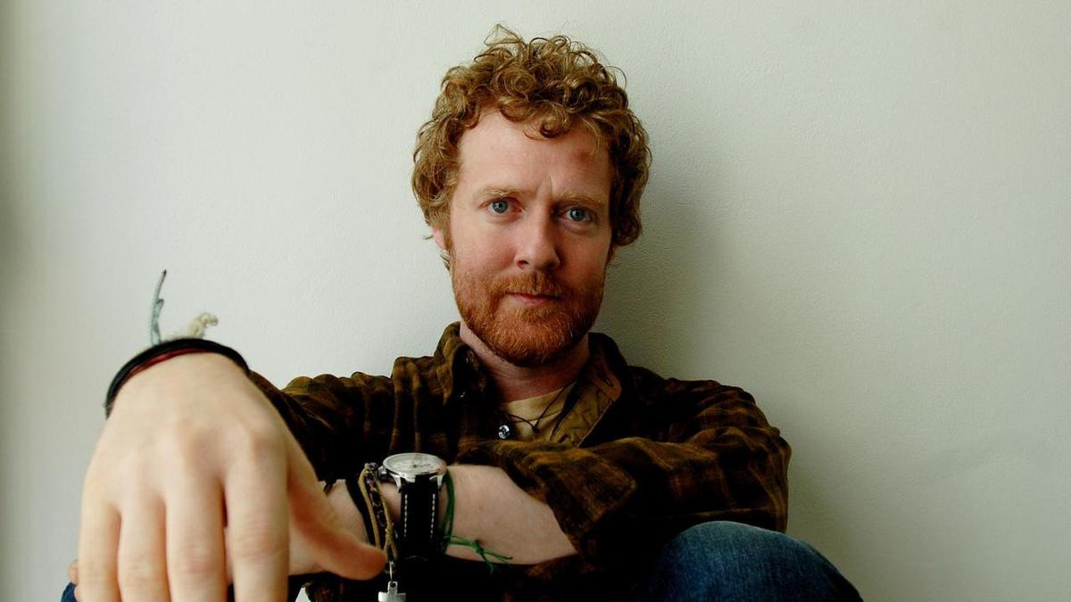 Oscar-winning musician Glen Hansard killed in crash