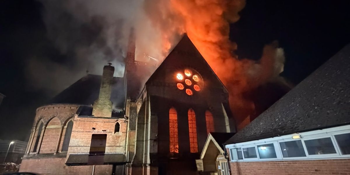Historic Leicester church partially destroyed in horror fire as smoke pours into night sky over city