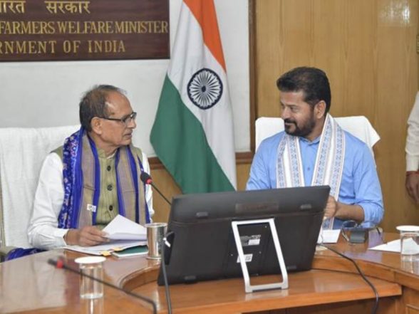 India News | Agriculture Minister Shivraj Singh Chouhan Meets Telangana CM Revanth Reddy; Discusses PMAY-G, Drought Relief and AI in Agriculture