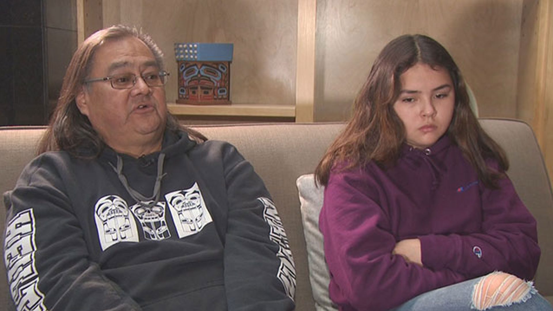 Ex-judge to decide if Vancouver constables must apologize in person to Heiltsuk grandfather, granddaughter