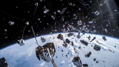 Starlink in Full Retreat? 4,400 Satellites Slashed 70KM After ‘Dangerous’ Chinese Encounter