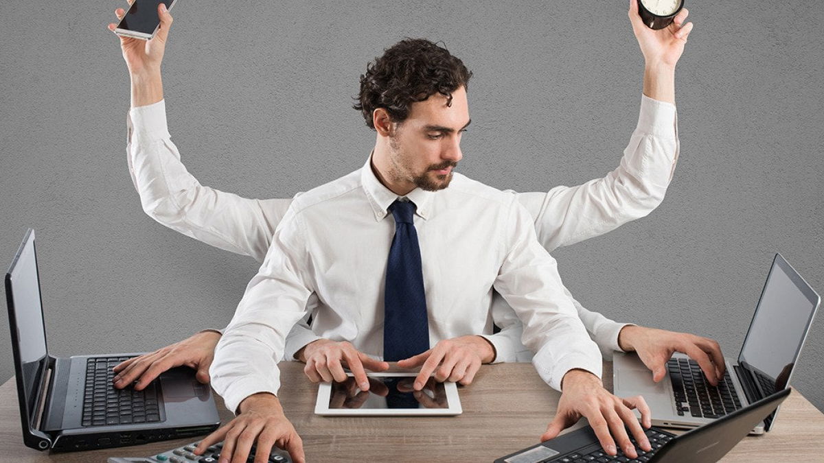 Why leaders are working more and leading less