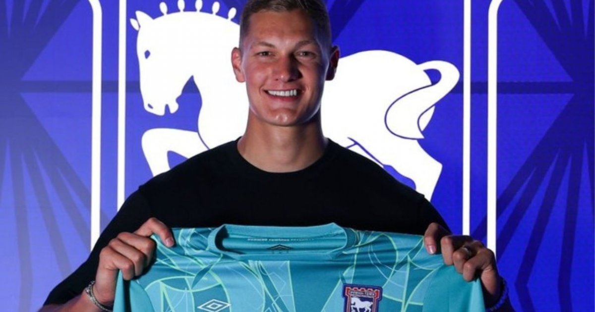 Ipswich Town Sign Dutch Goalkeeper Kjell Scherpen From Union Saint-Gilloise