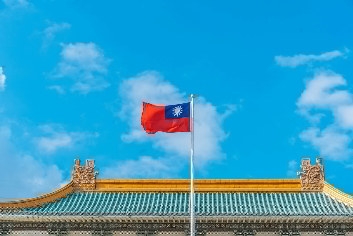Taiwan weighs requiring large power users to install on-site generation, storage