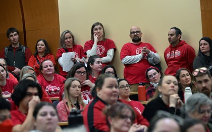 South Portland teachers started the school year without a contract