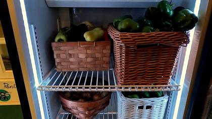 'A food desert': Community-powered fridge opens in Milwaukee's Metcalfe Park to provide easy access to fresh produce