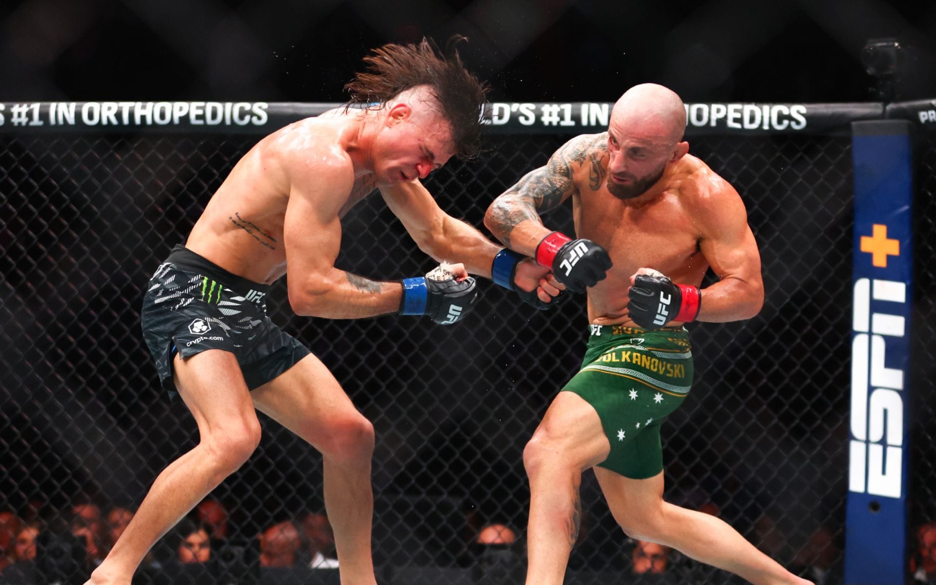 "He tamed that young savage" - Dricus du Plessis issues definitive preview of Alexander Volkanovski vs. Diego Lopes rematch at UFC 325