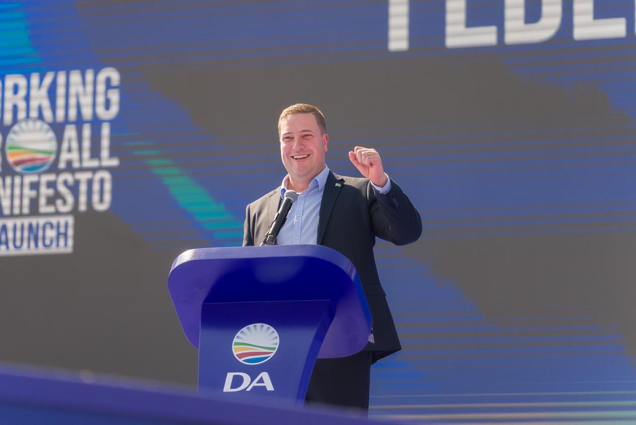Hill-Lewis eyes sole DA mandate in municipal polls