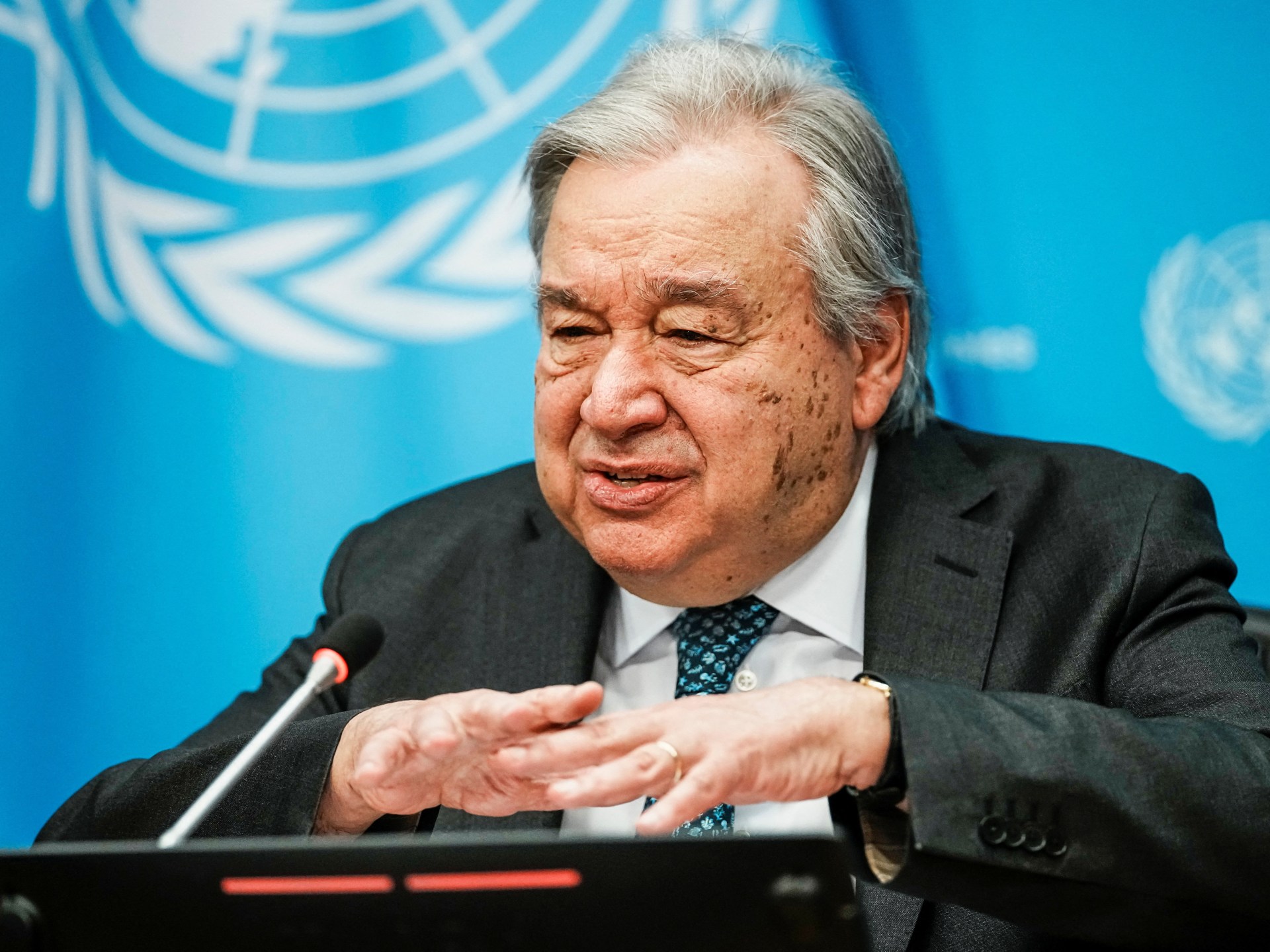 ‘No one power’ can solve global problems, says UN chief as US veers away