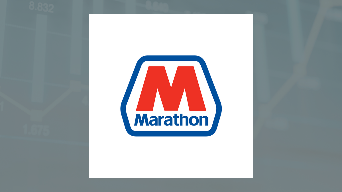 Marathon Petroleum (NYSE:MPC) Stock Sold Rep. David Taylor
