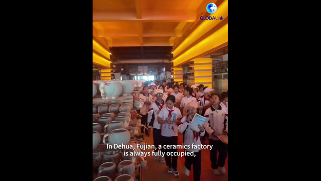 Cina: la porcellana di Dehua conquista i visitatori internazionali