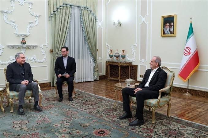 Pakistan Iran Relations Get Boost as Naqvi Meets Pezeshkian