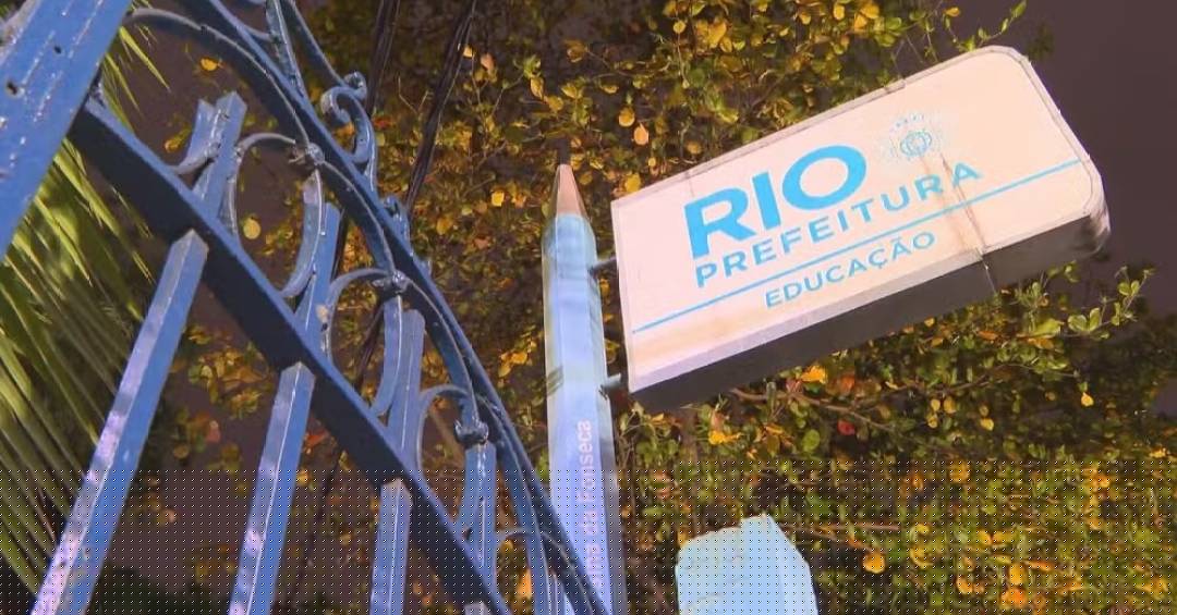 Professor é atacado a facadas por aluno de 15 anos em escola no Rio