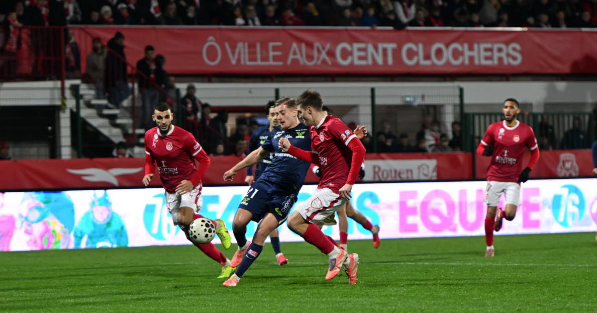 Football - National . Le DFCO ne peut pas se manquer contre Saint-Brieuc