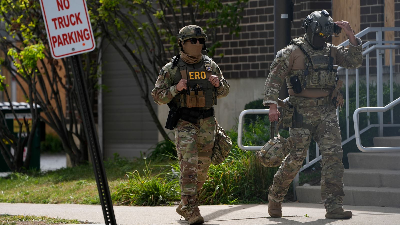Feds terrorize Chicago neighborhoods: Legal immigrants kidnapped, apartments ransacked, children zip-tied