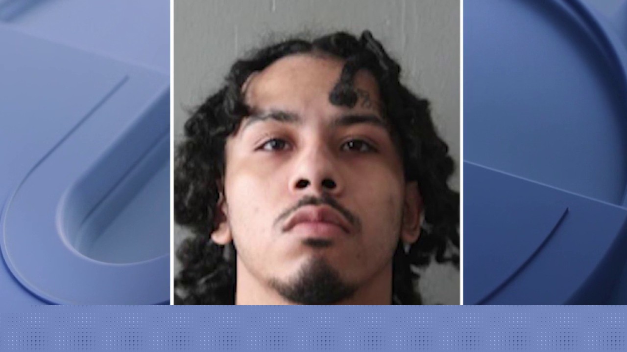 Chicago man charged in killings of two girls on Southeast Side
