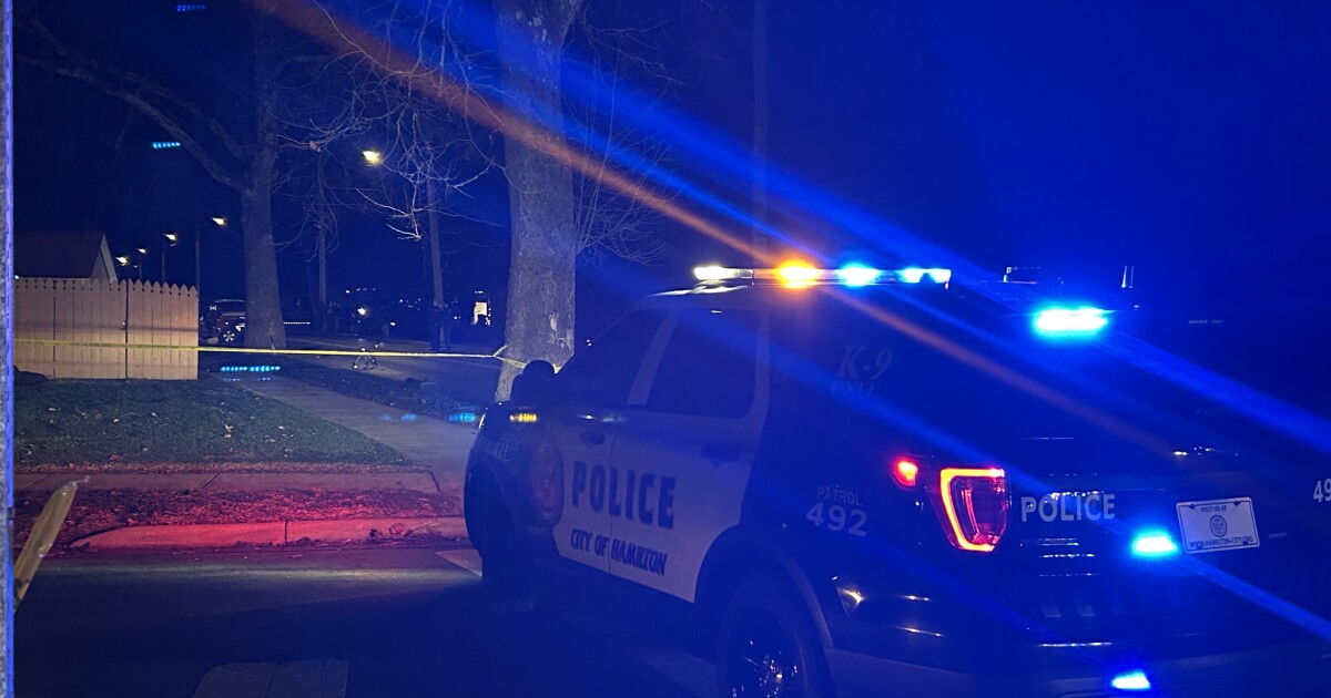 Police: Man arrested in connection with triple fatal crash in Hamilton