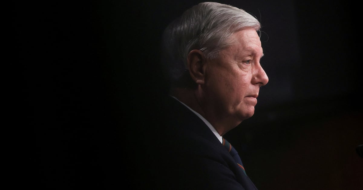 Opinion: What Lindsey Graham Taught Us About Political Weakness: Wolff