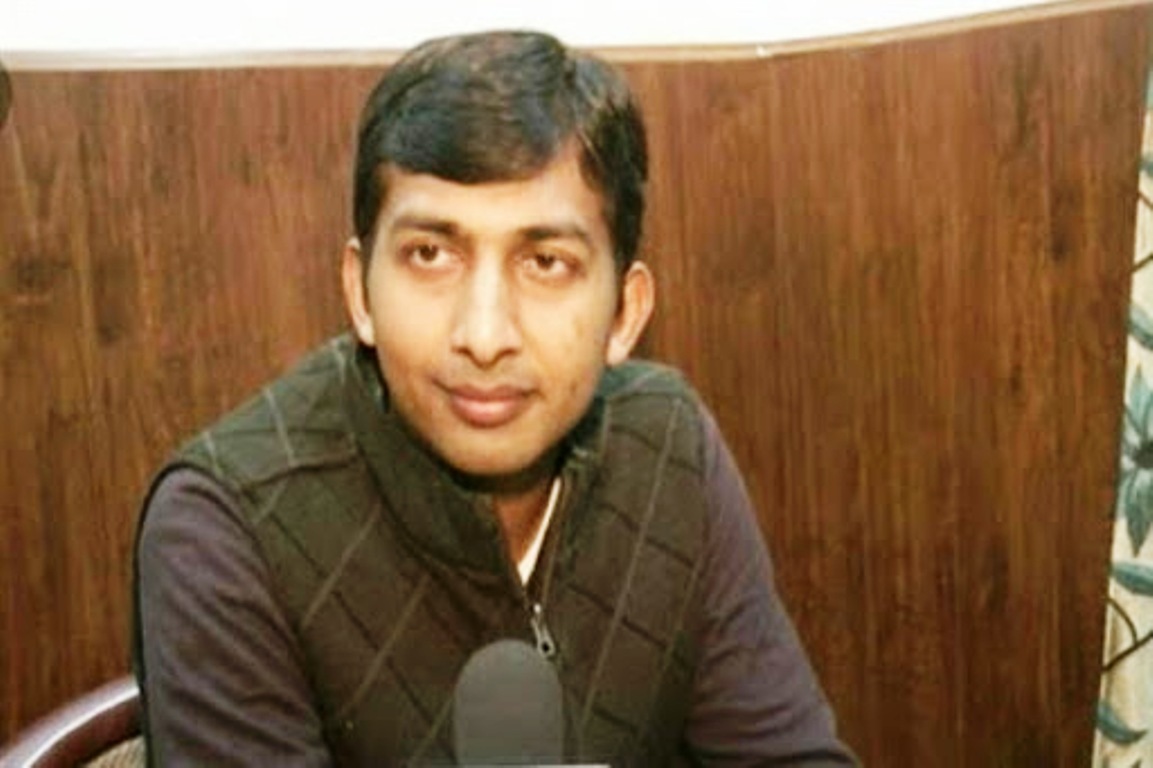 Divisional Commissioner Reviews Measures to Decongest Kashmir Roads